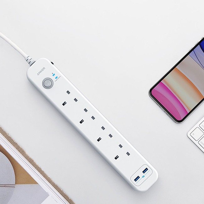 Anker PowerExtend 6 in 1 USB PowerStrip 1
